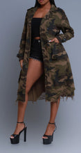 Load image into Gallery viewer, Camouflage coat w/belt
